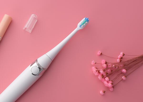 國(guó)內(nèi)電動(dòng)牙刷價(jià)格多少？國(guó)內(nèi)電動(dòng)牙刷市場(chǎng)價(jià)格揭秘