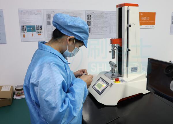 如何選擇適合自己的電動牙刷OEM廠家？